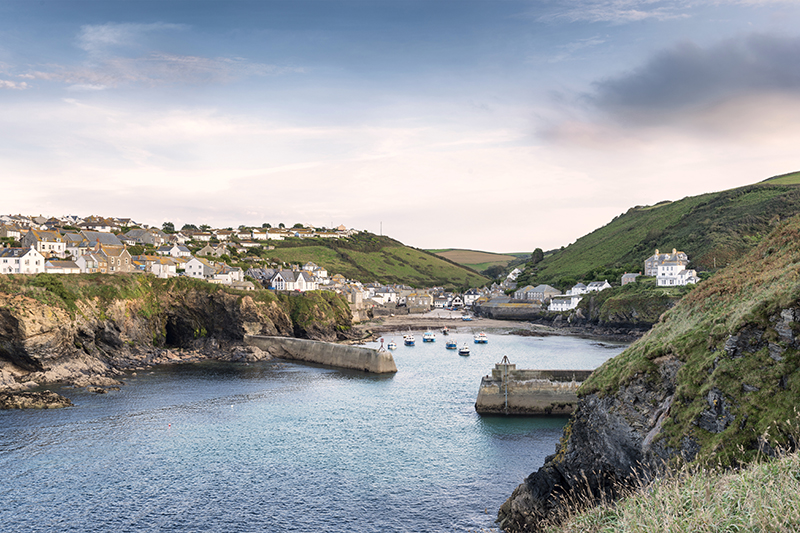 Fishing boats in Port Isaac harbour on the north coast of Cornwall
