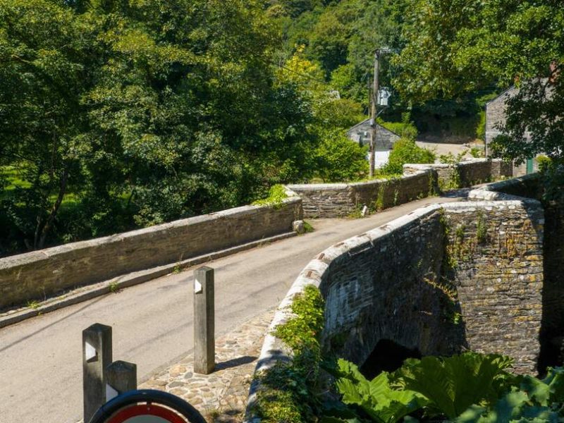 hellandbridge-village-optimised